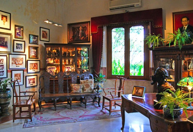 house of sampoerna wisata surabaya