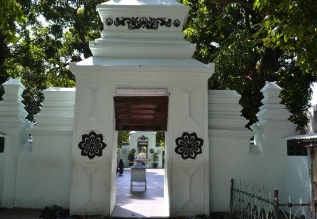 makam sunan ampel surabaya