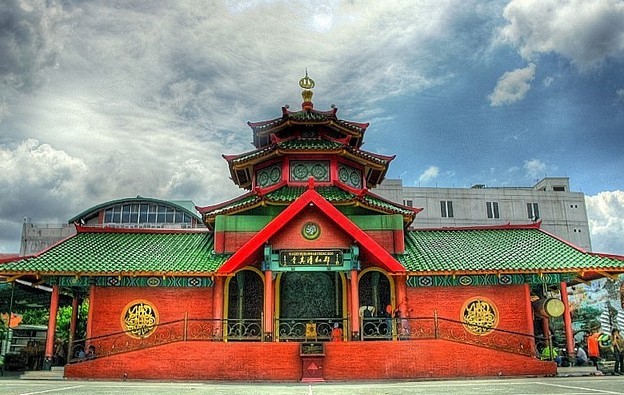 wisata masjid chengho surabaya