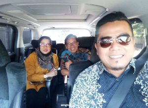 sewa mobil untuk ulang tahun